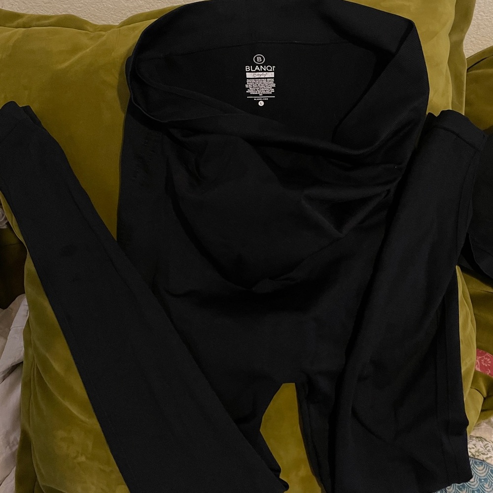 BLANQI Black Maternity High Rise Leggings - Picture 4 of 5
